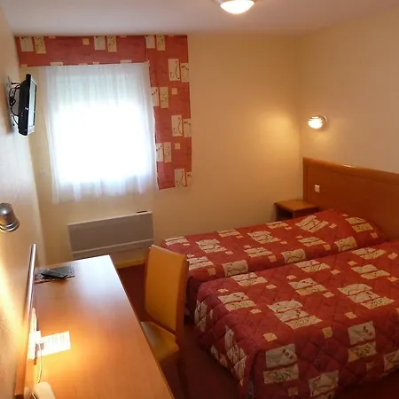Hotel La Colombiere Cantal Massiac